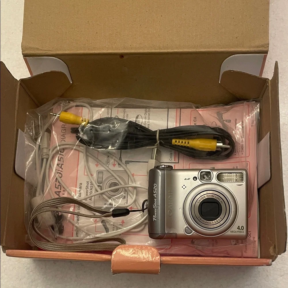 Canon PowerShot A520 Digital Camera 4.0 megapixels 4X optimal zoom pict bridge